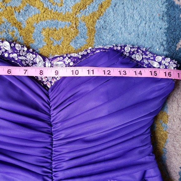 🎉REDUCED🎈 DRESS - Picture 4 of 7